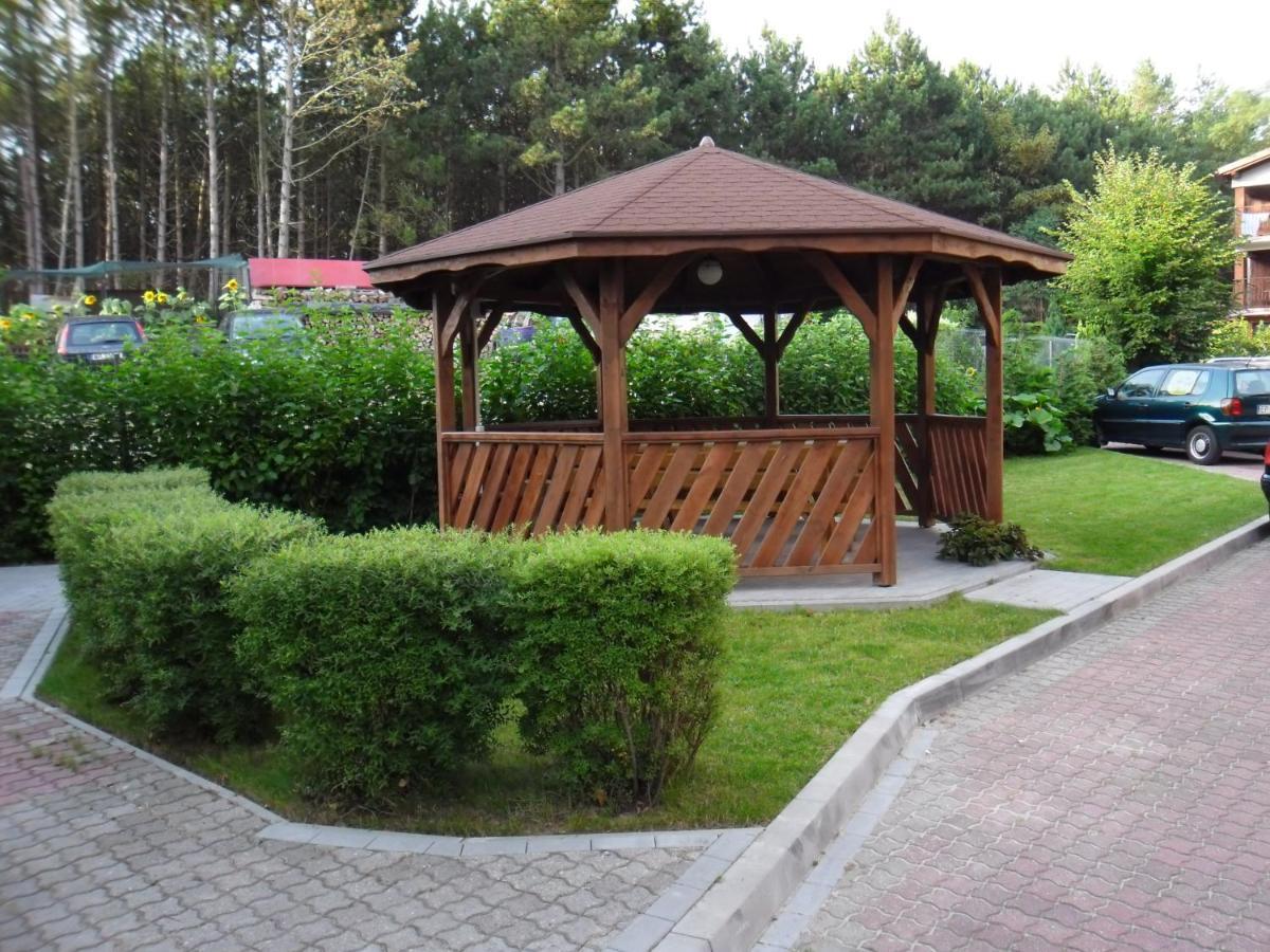 Lesny Dwor Aparthotel Миелно Екстериор снимка