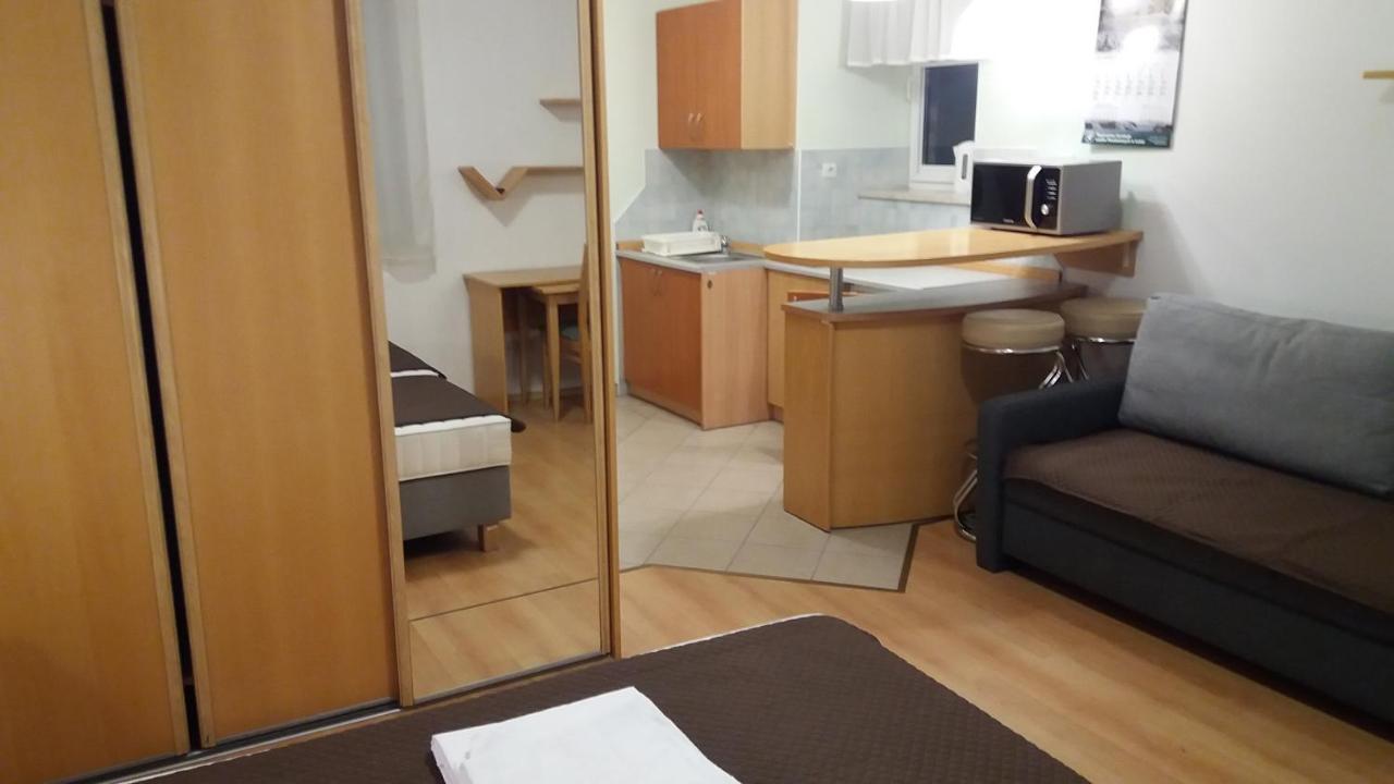 Lesny Dwor Aparthotel Миелно Екстериор снимка