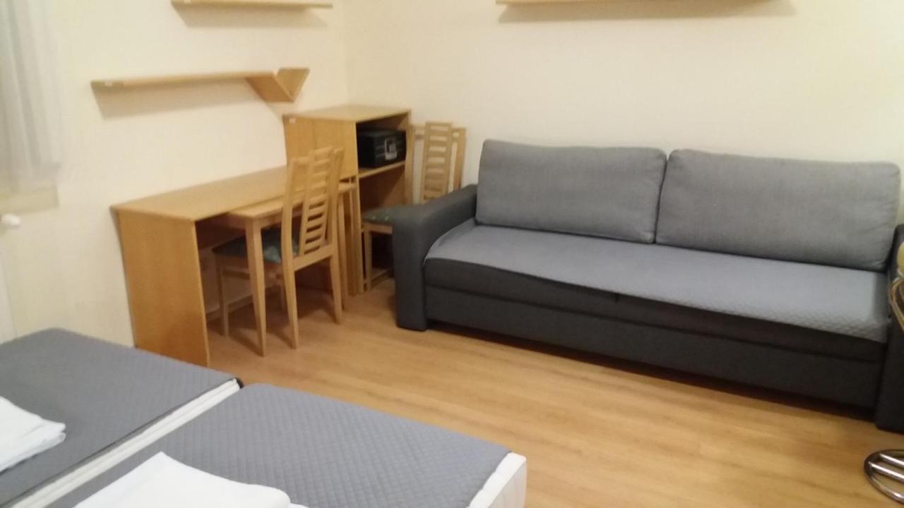 Lesny Dwor Aparthotel Миелно Екстериор снимка