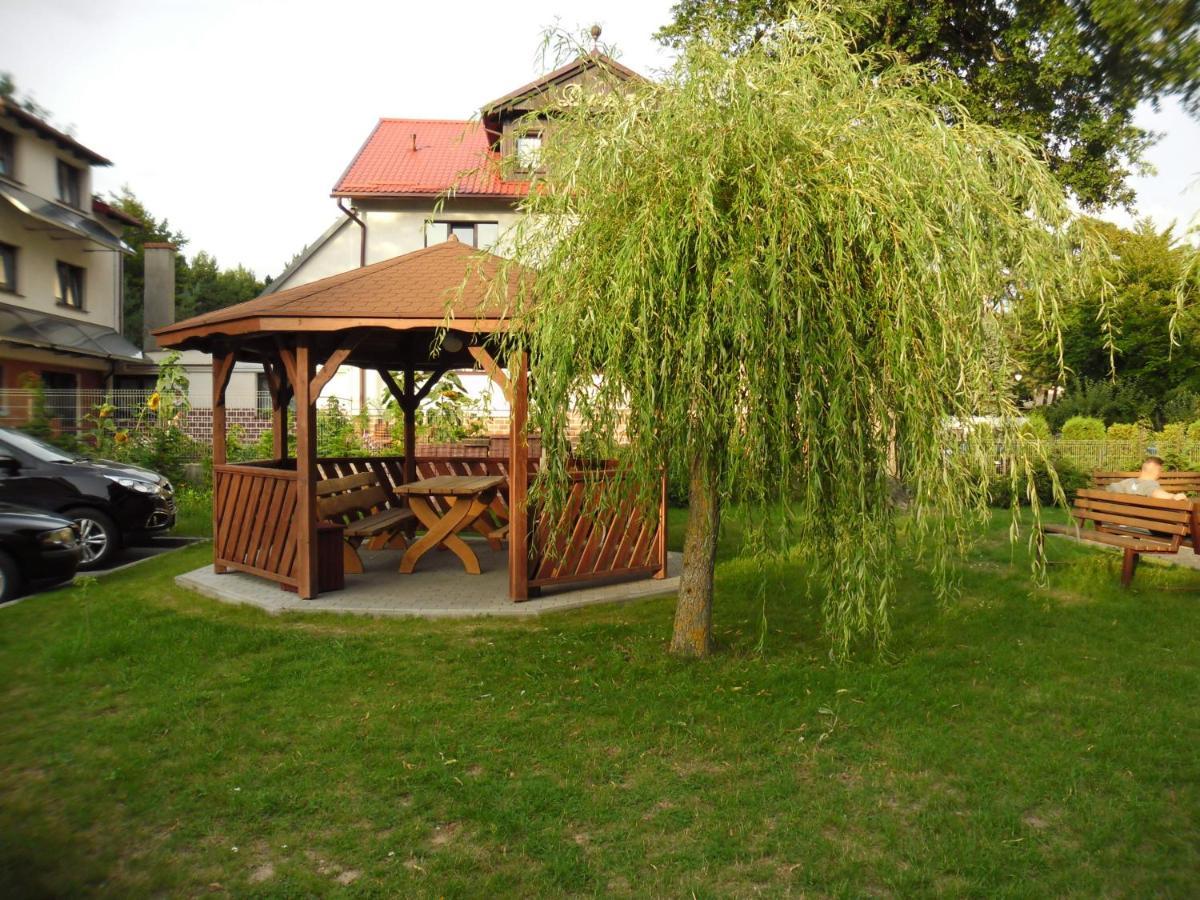 Lesny Dwor Aparthotel Миелно Екстериор снимка