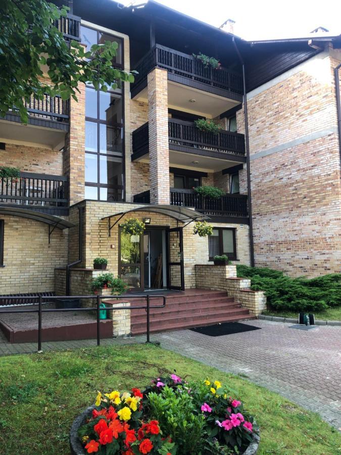 Lesny Dwor Aparthotel Миелно Екстериор снимка
